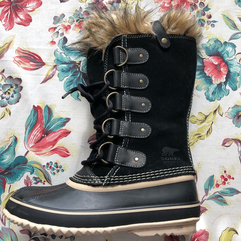 Sorel Joan of Arctic Boots